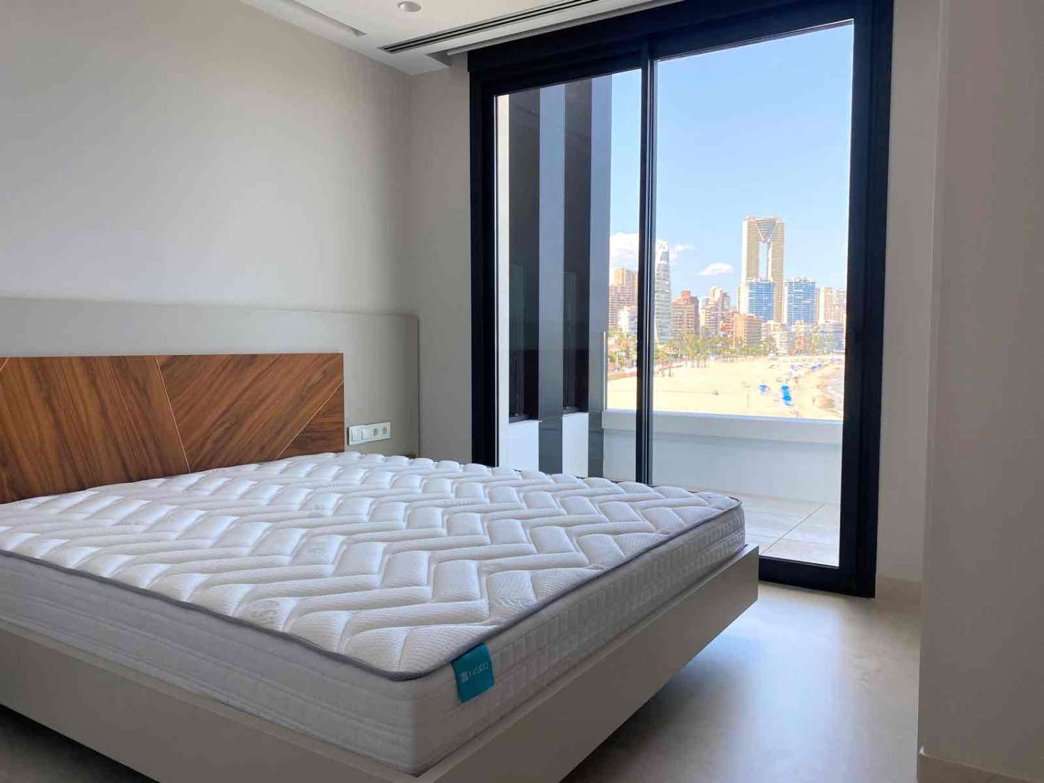 كنة للبيع في Benidorm