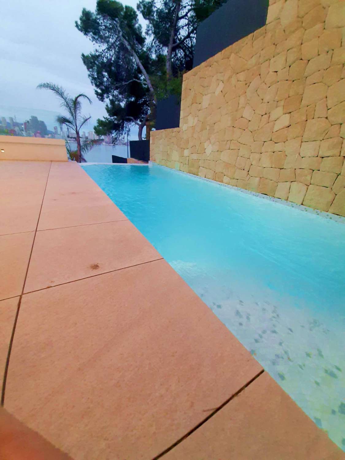 كنة للبيع في Benidorm