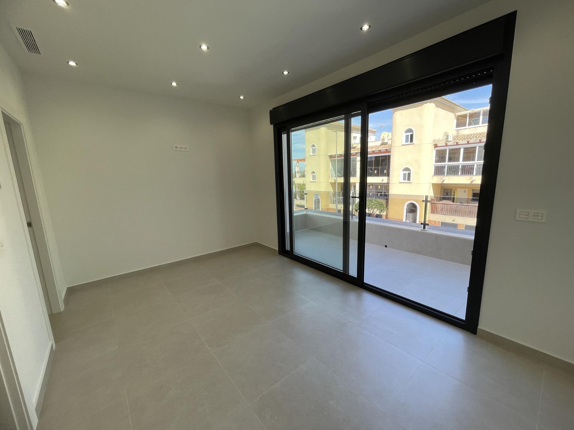 Villa en venta en Almoradí