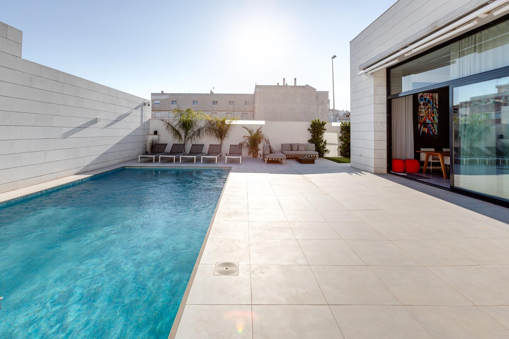 Villa til salg i Pilar de la Horadada