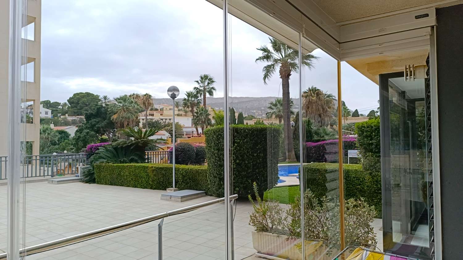 2 bedroom apartment with pool and parking in Calpe (Alicante-Costa Blanca)