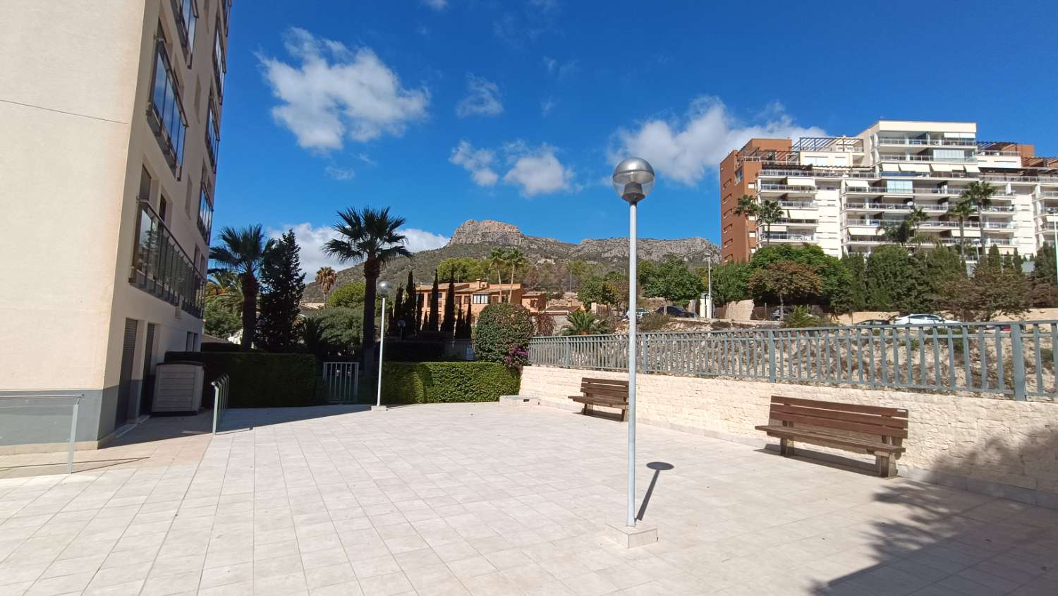 2 bedroom apartment with pool and parking in Calpe (Alicante-Costa Blanca)