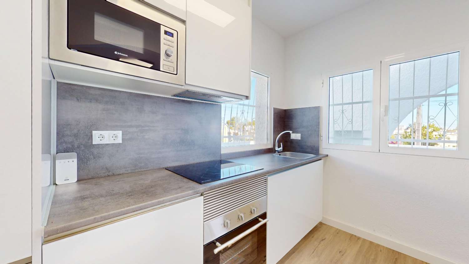 جناح صغير للبيع في Villamartín-Las Filipinas (Orihuela)