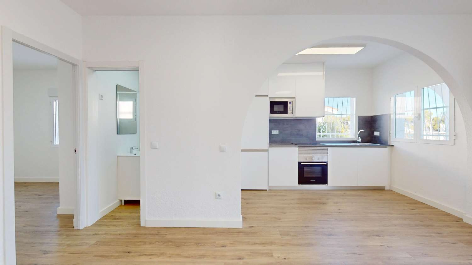 جناح صغير للبيع في Villamartín-Las Filipinas (Orihuela)