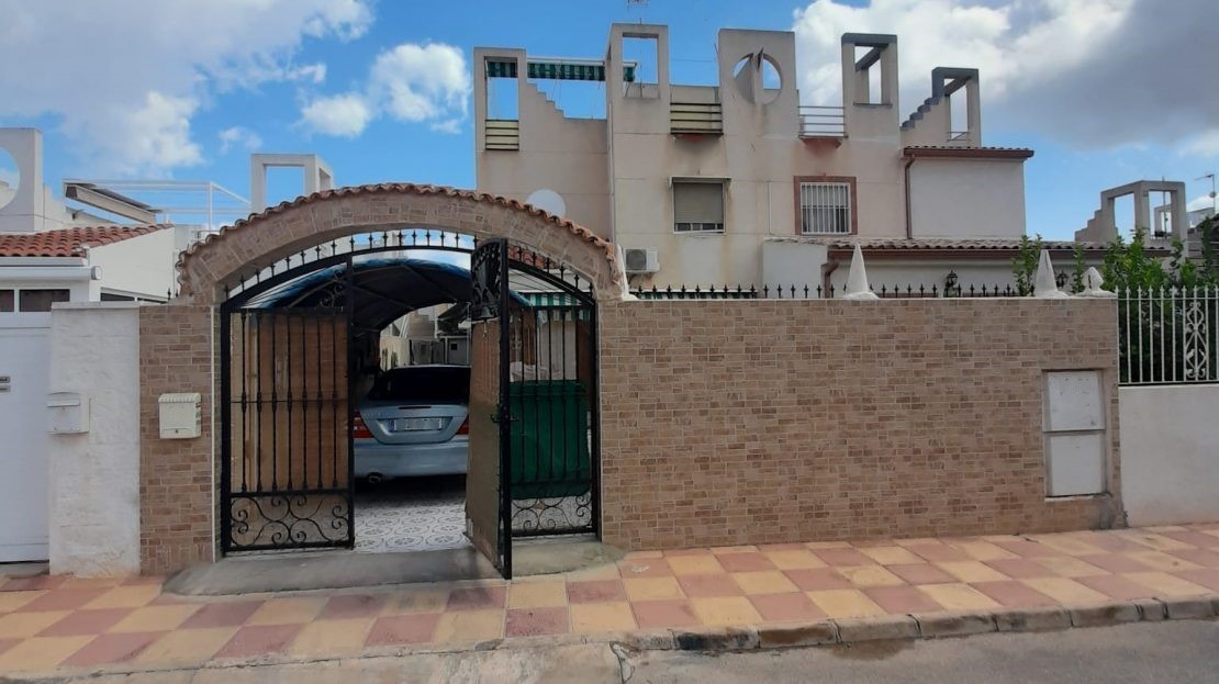1 etages rækkehus til salg i Torrevieja