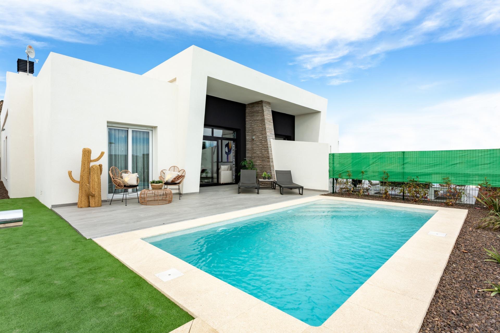 Villa te koop in Algorfa