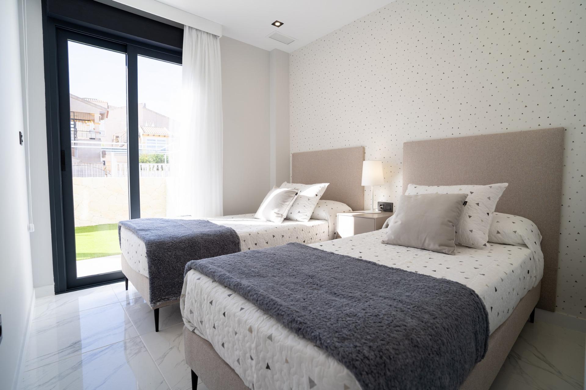 Bungalow te koop in Pilar de la Horadada
