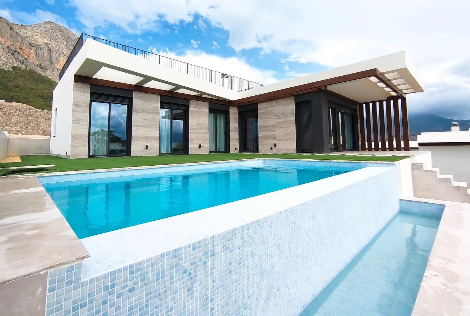 Villa en venta en Polop