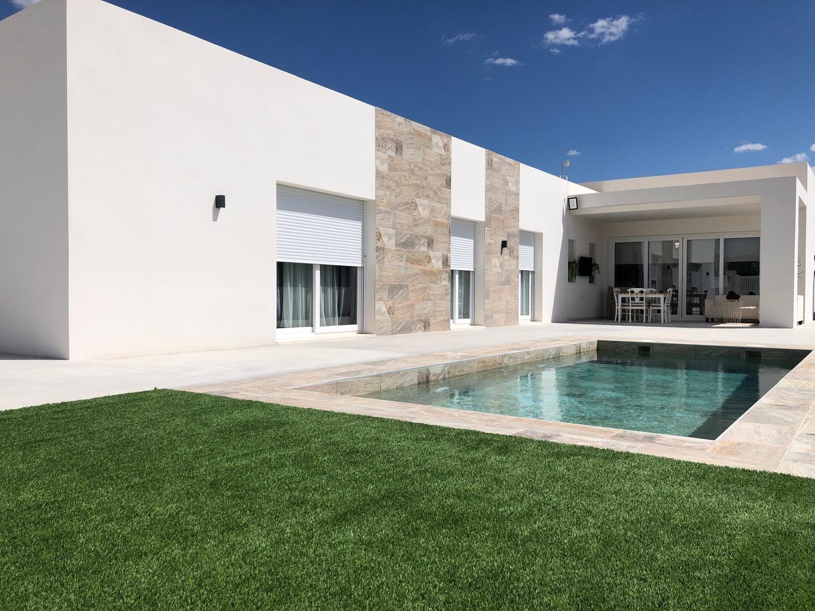 Villa en venta en Pinoso