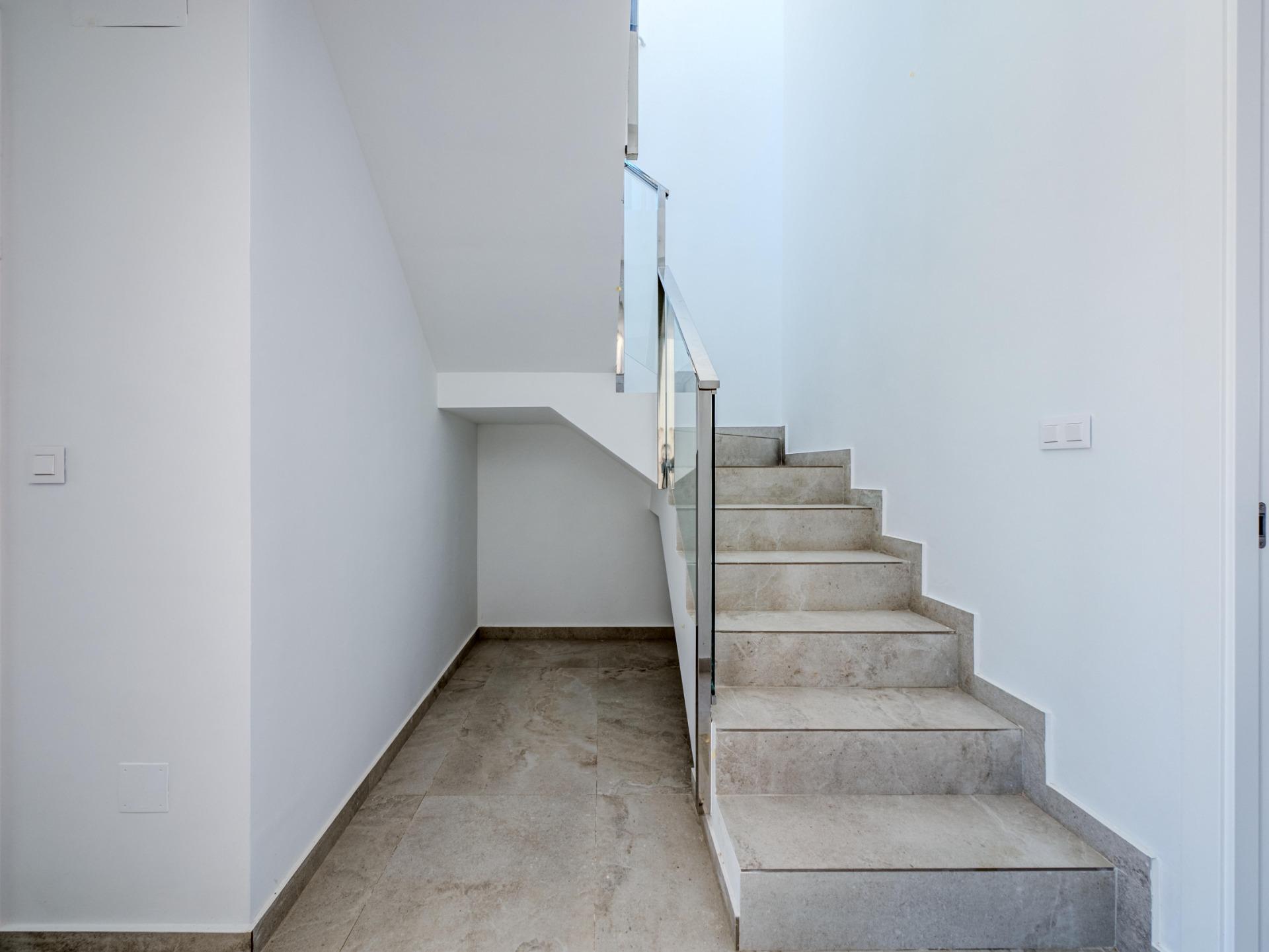 Villa en venta en Algorfa