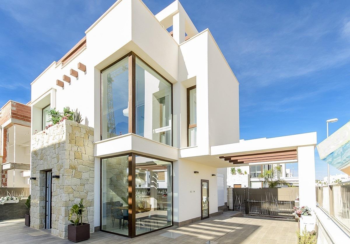 Villa en venta en Los Montesinos