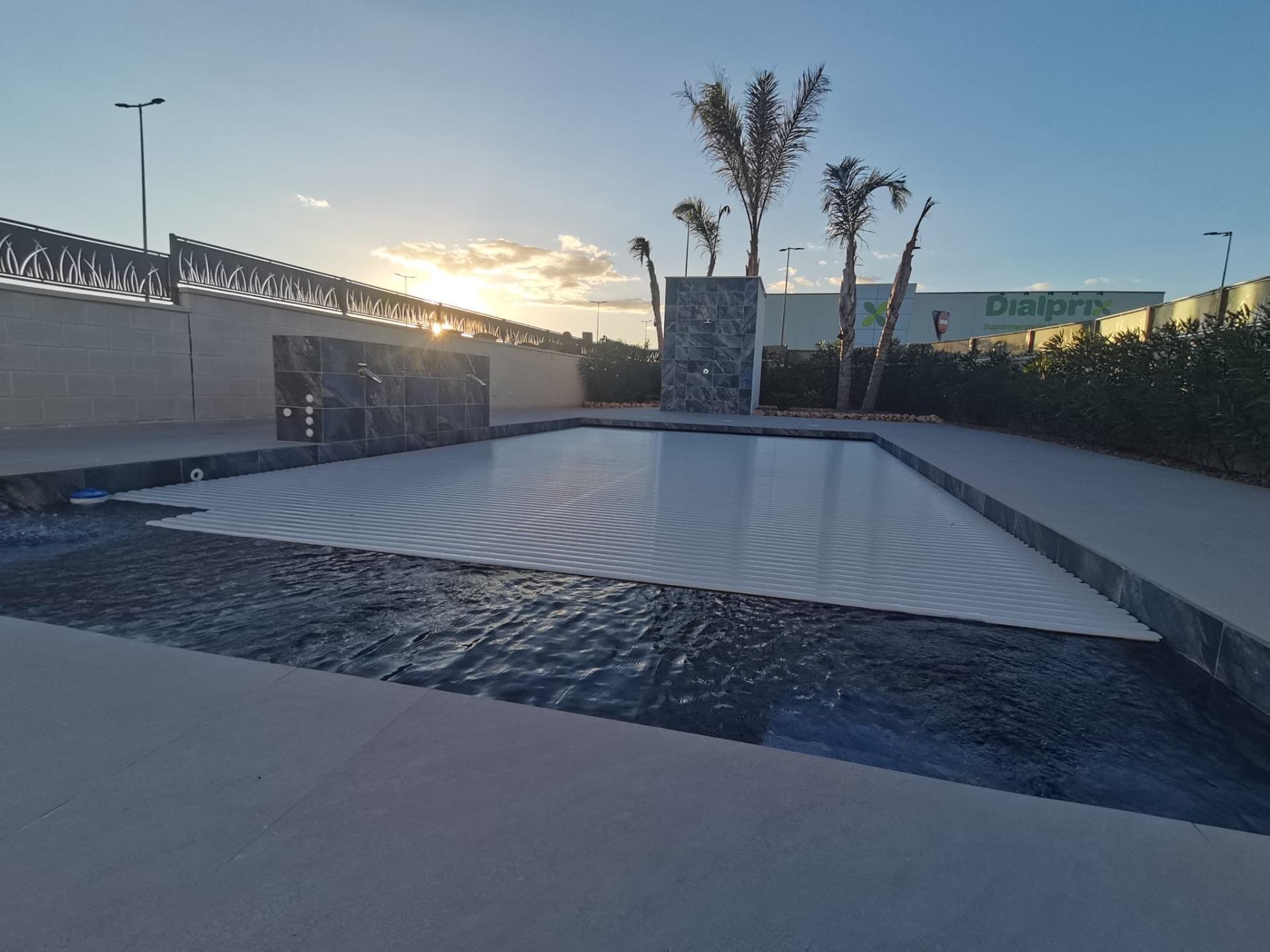 Villa en venta en Los Montesinos