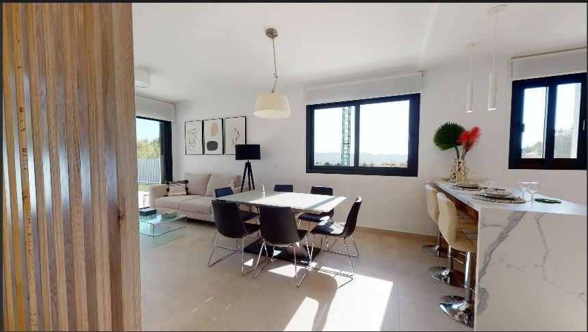 Villa indépendante de nouvelle construction avec piscine privée à La Nucía (Alicante)