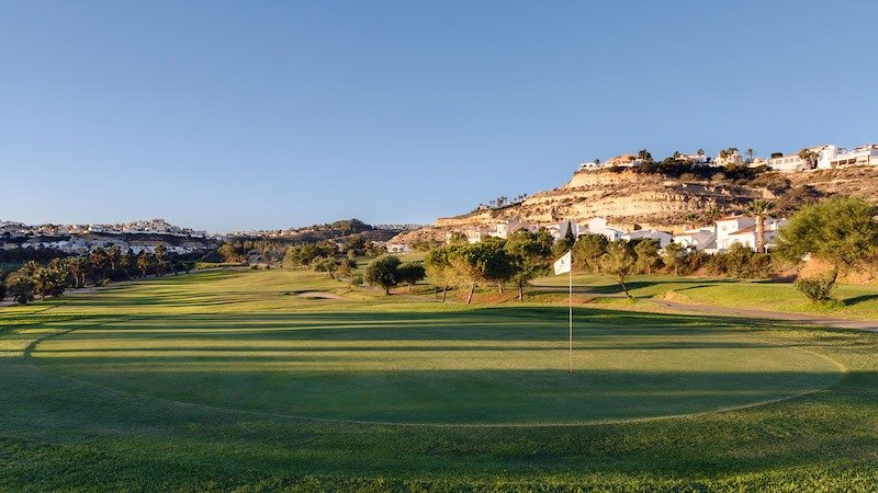 Villa for sale in Rojales