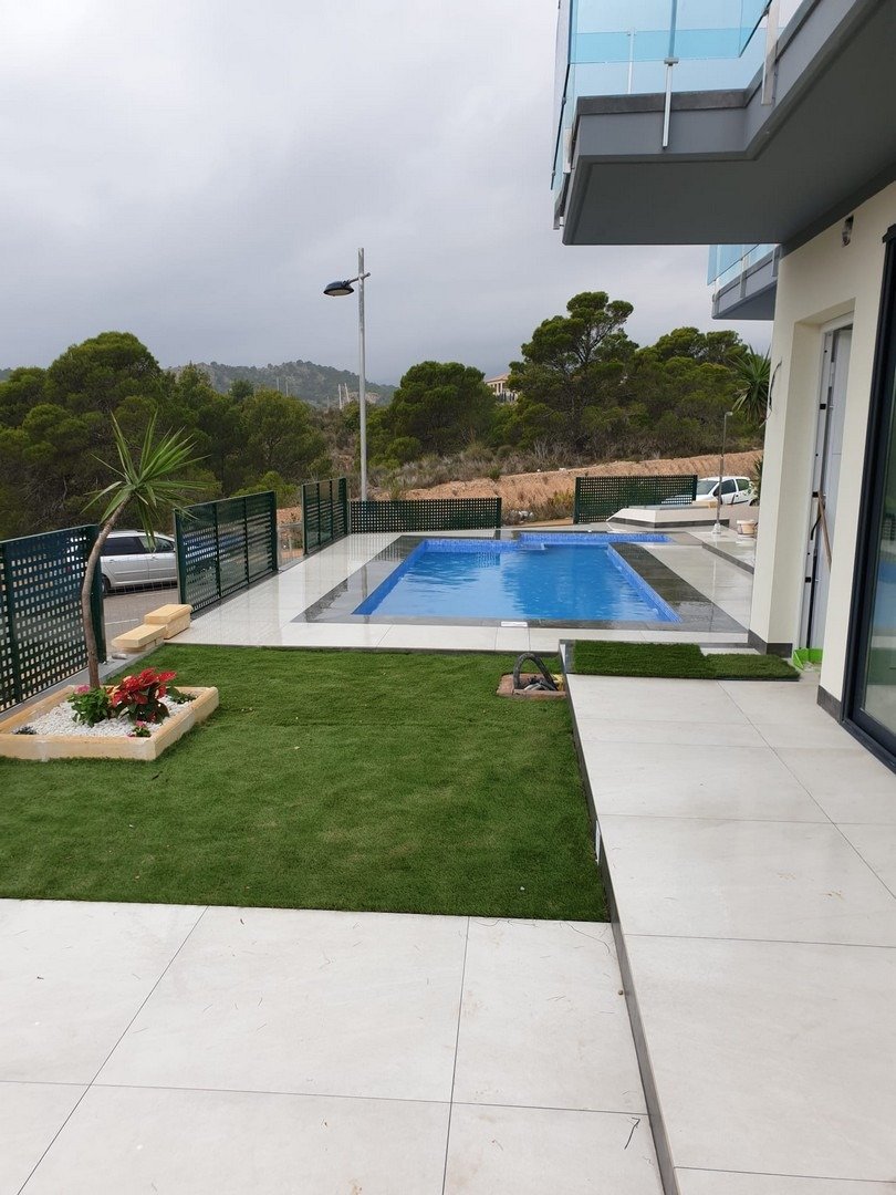 Villa for sale in Finestrat