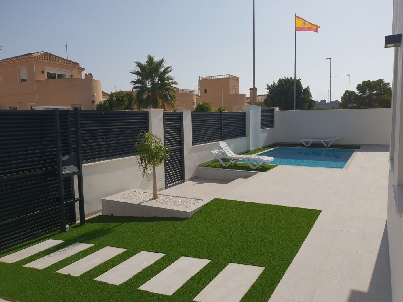 Villa en venta en Pilar de la Horadada