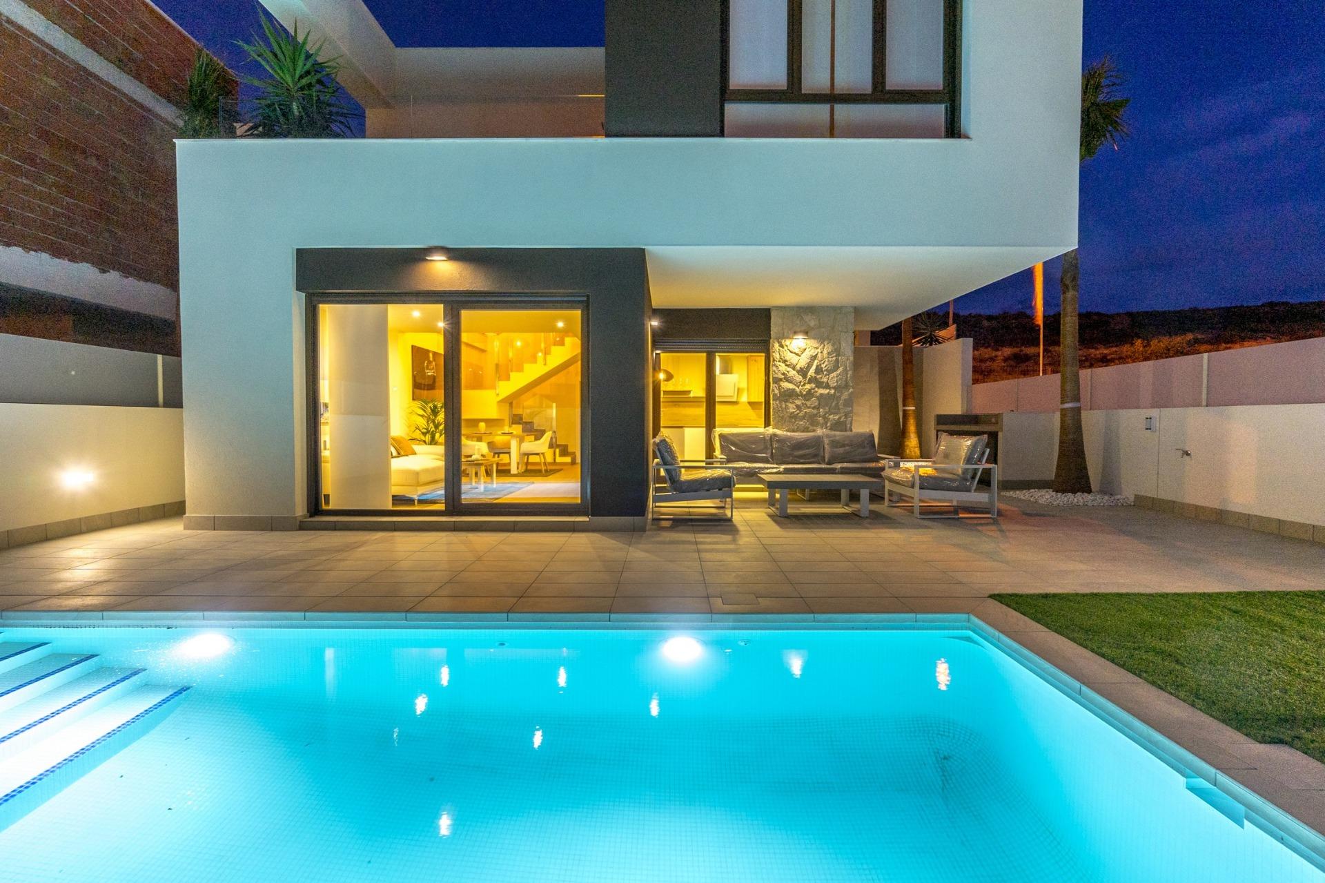 Villa til salg i Rojales