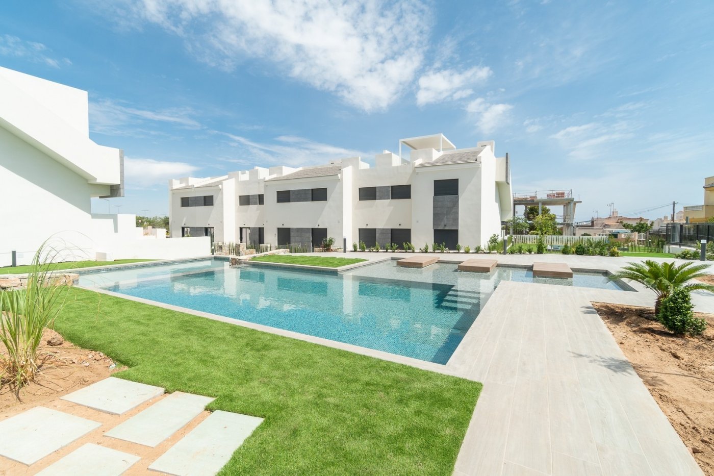 Bungalov v prodeji in Los Balcones - Los Altos del Edén (Torrevieja)