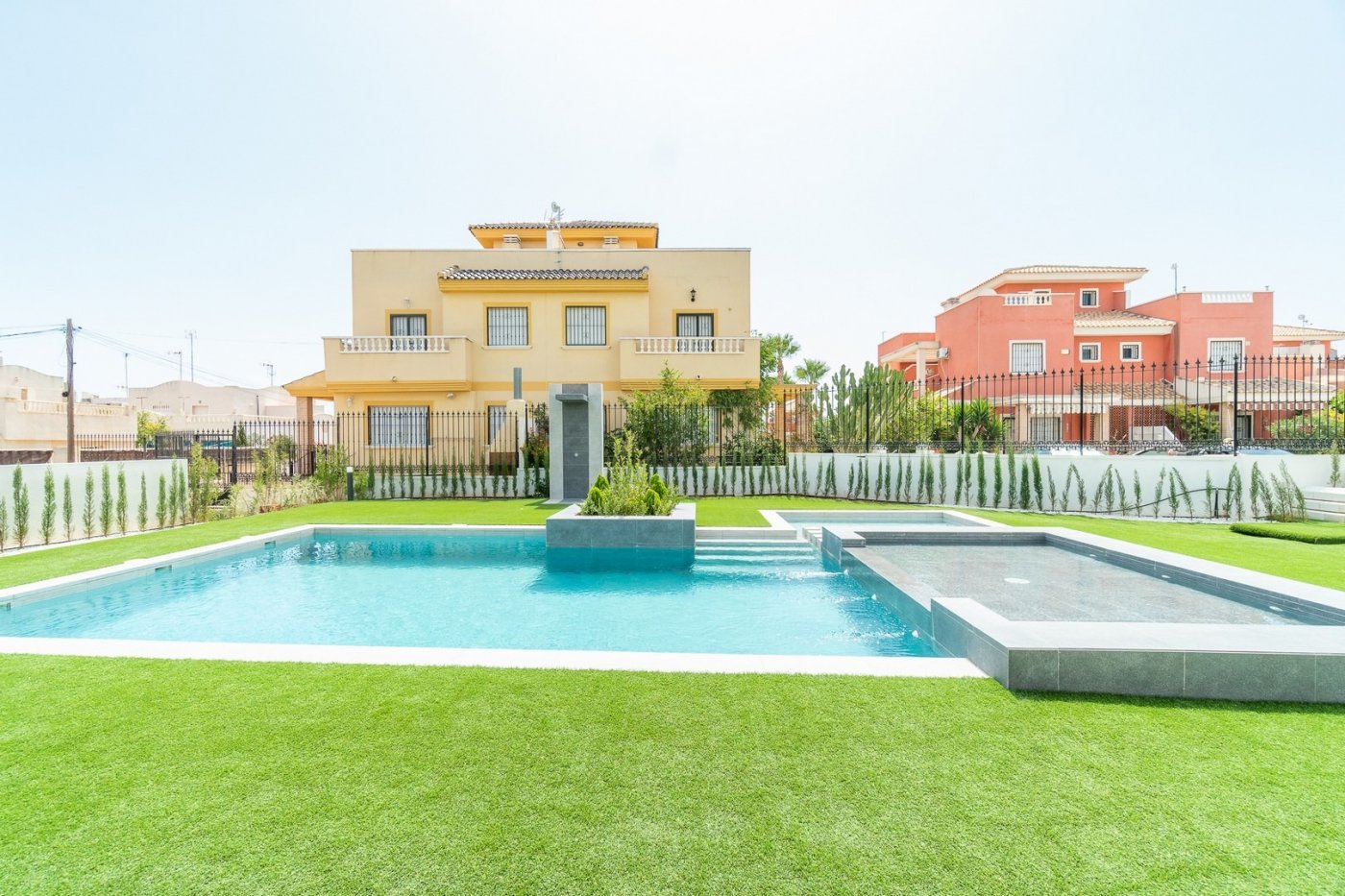 Bungalov v prodeji in Los Balcones - Los Altos del Edén (Torrevieja)