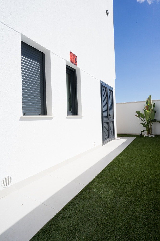 Villa for sale in San Miguel de Salinas