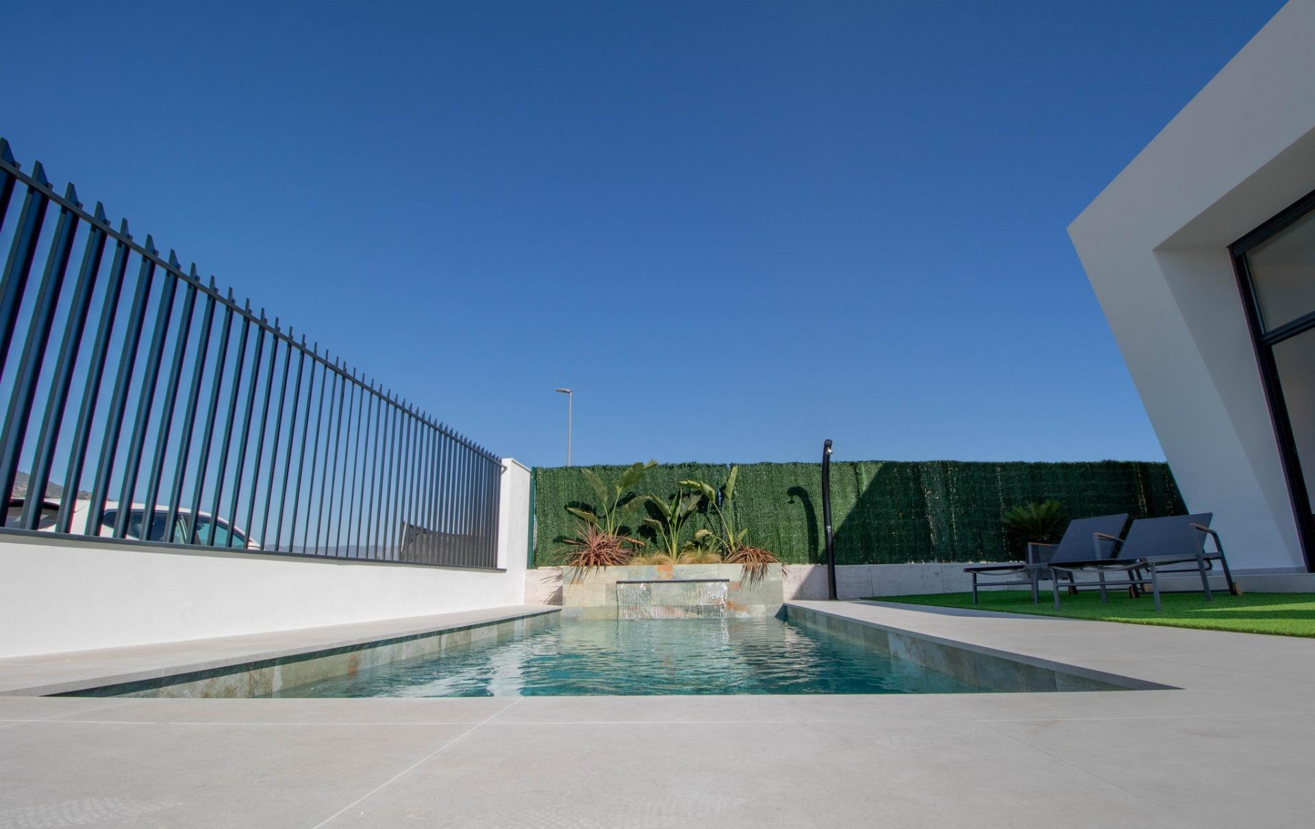 New 3-bedroom villas with pool in Finestrat/Benidorm (Costa Blanca)