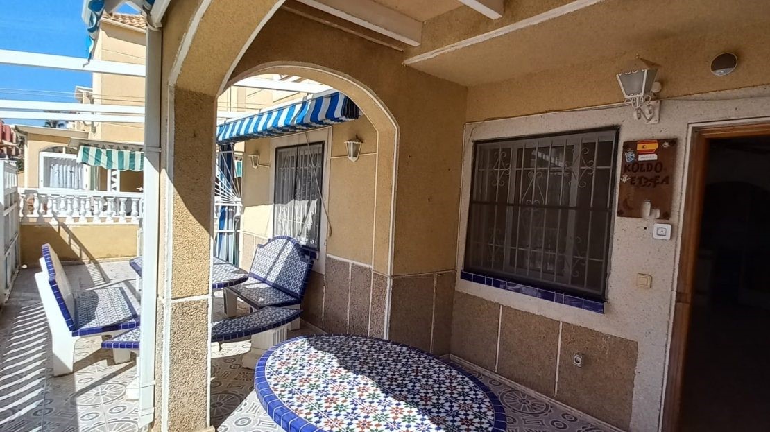 Duplex met 3 slaapkamers en gemeenschappelijk zwembad in Los balcones-Torrevieja (Costa Blanca Zuid)