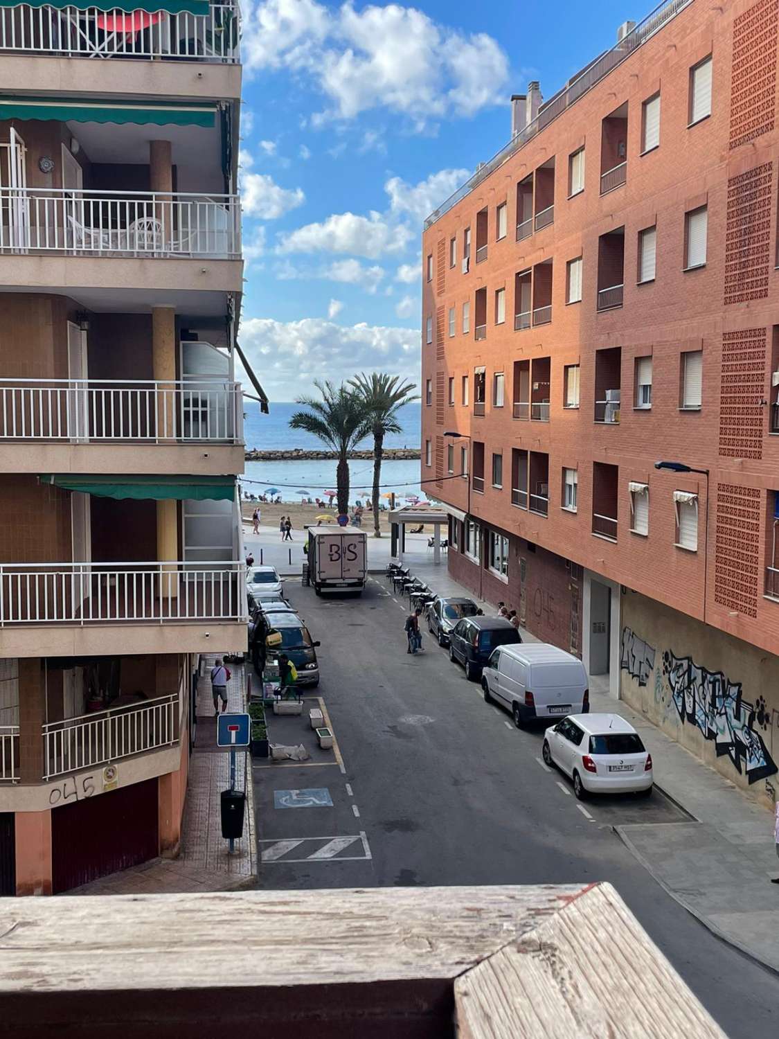 Apartment mit Meerblick an der Playa del Cura in Torrevieja (Alicante)