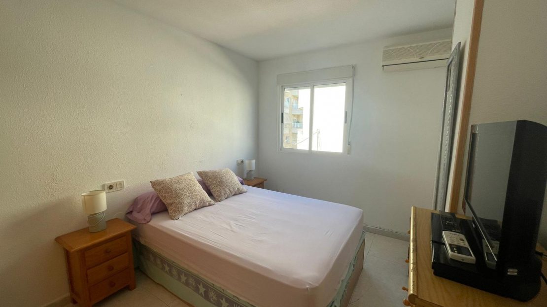Appartement met 2 slaapkamers op 600 m van de stranden van Cura en Playa de los Locos in Torrevieja (Alicante)