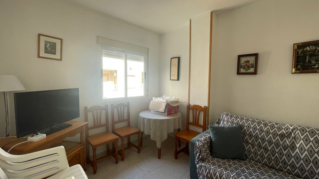 Appartement de 2 chambres à 600 m des plages de Cura et Playa de los Locos à Torrevieja (Alicante)