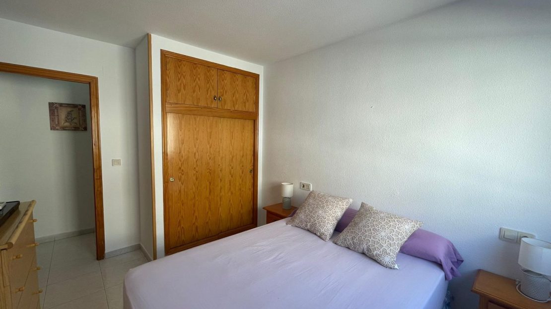 Appartement met 2 slaapkamers op 600 m van de stranden van Cura en Playa de los Locos in Torrevieja (Alicante)