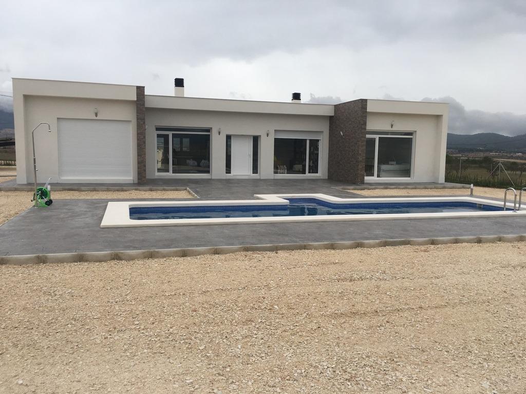 Villa en venta en Pinoso