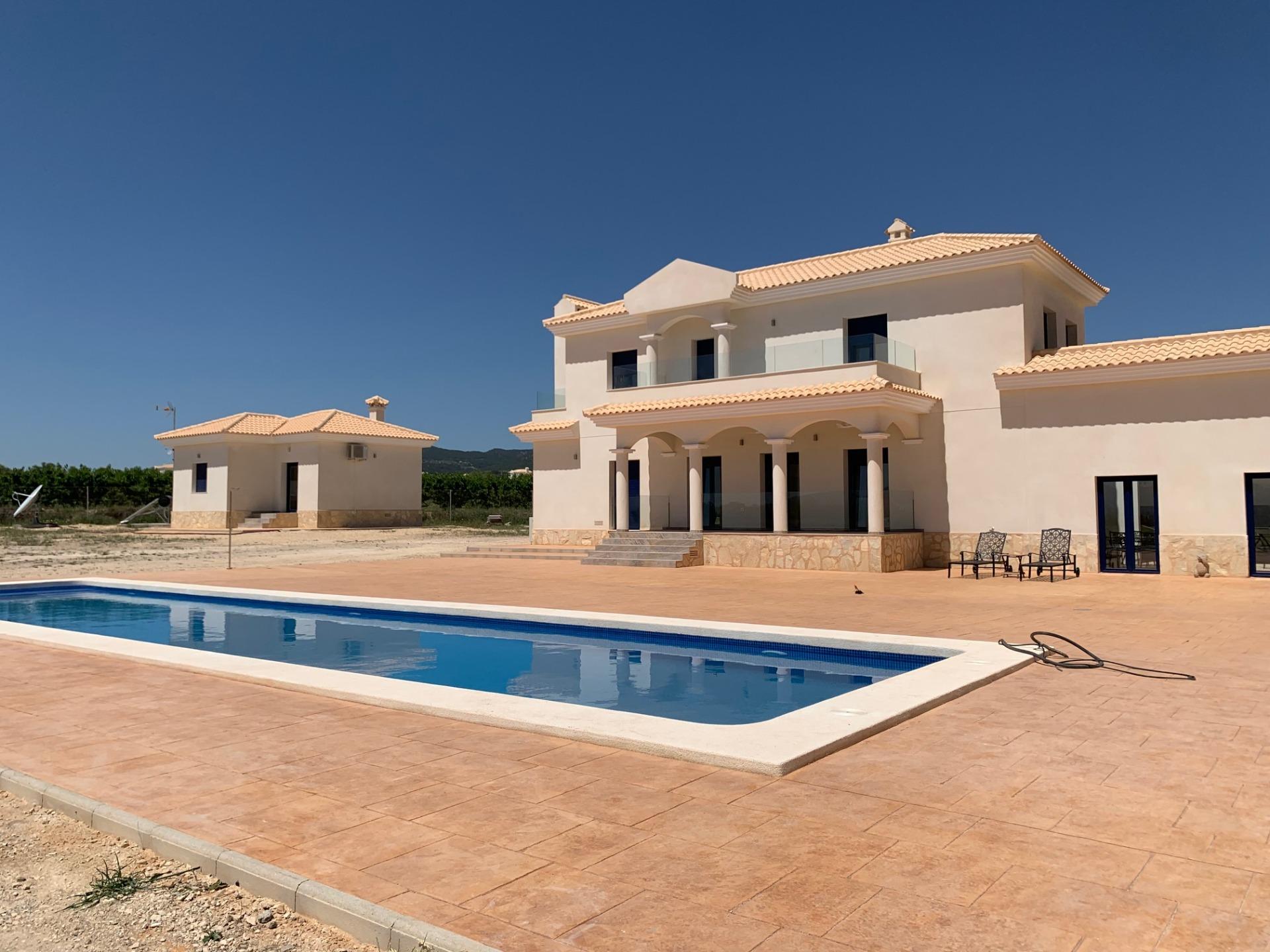 Villa til salg i Pinoso