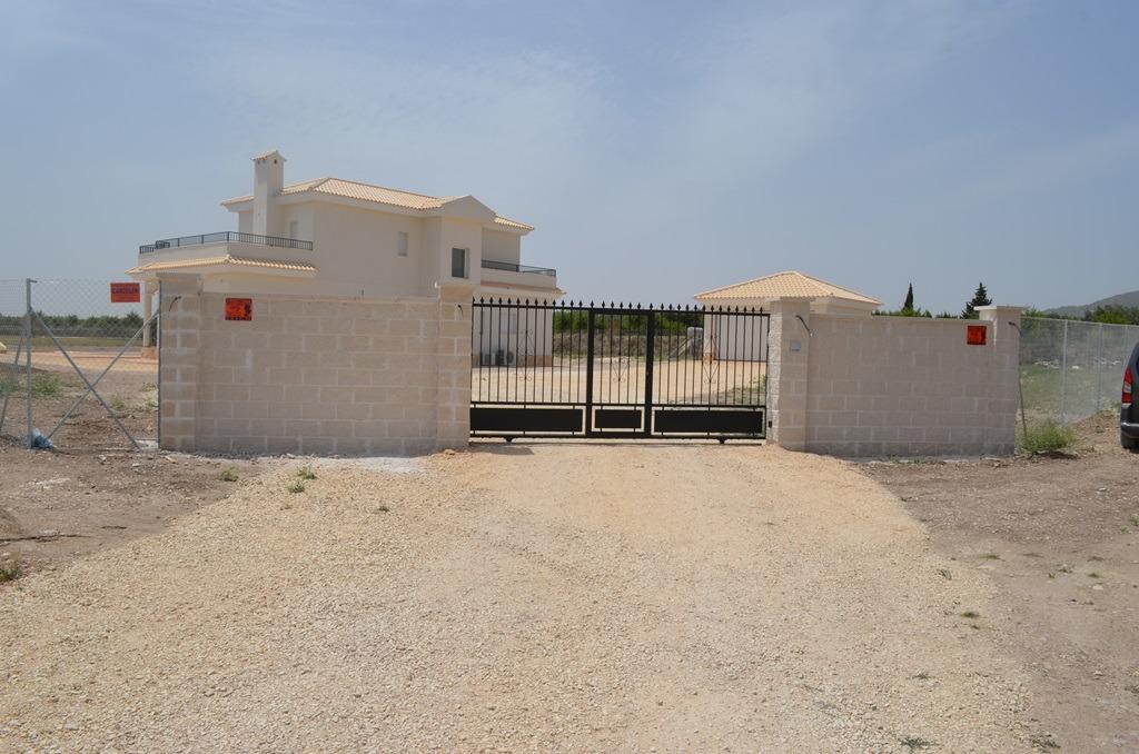 Villa en venta en Pinoso