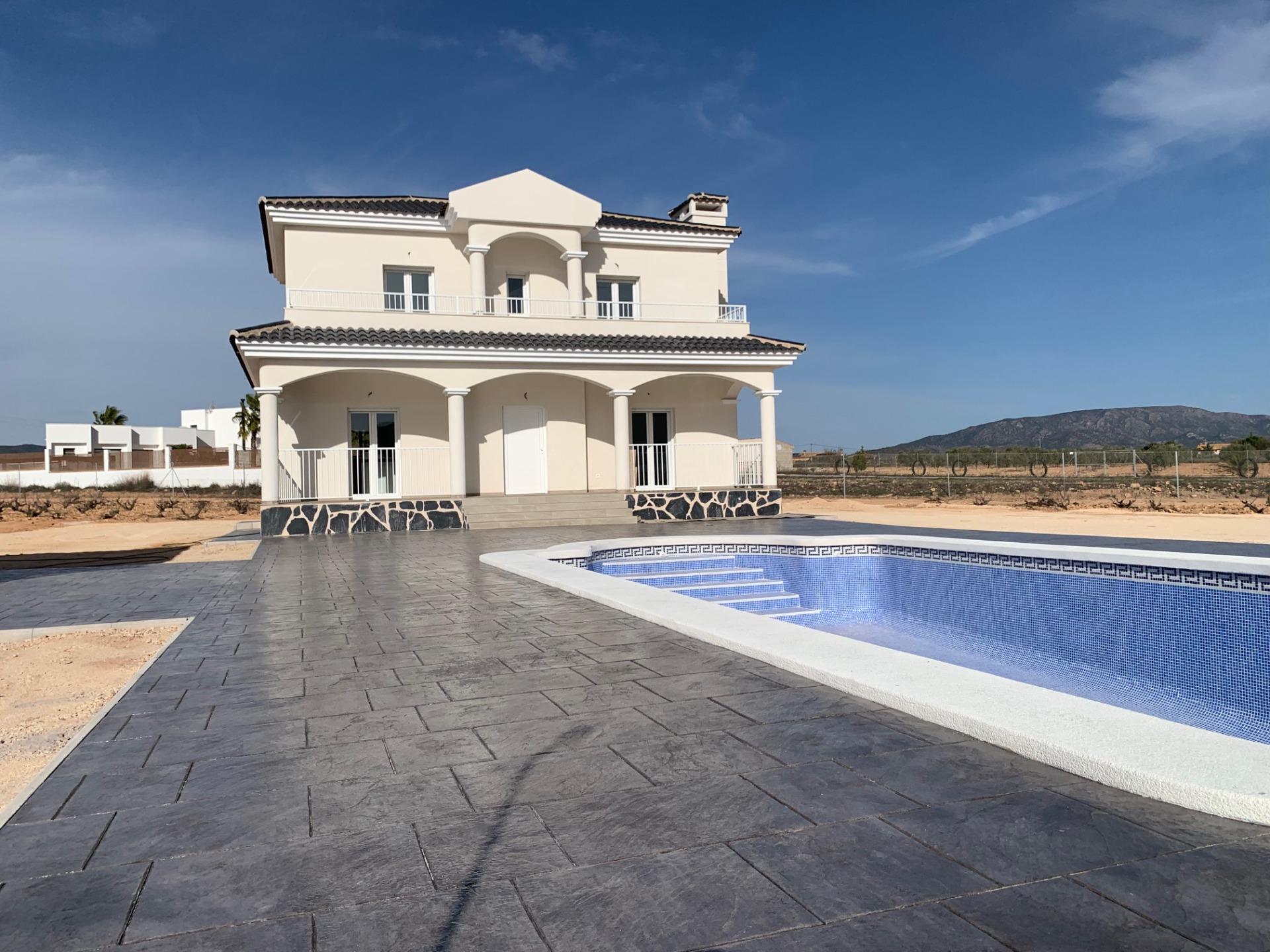 Villa en venta en Pinoso