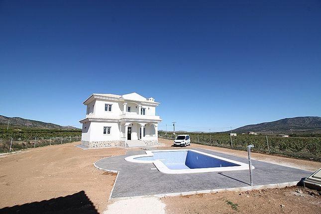 Villa en venta en Pinoso