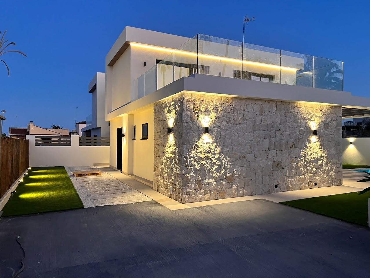 Hus til salg i Orihuela Costa