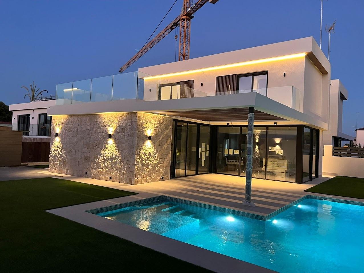 Hus til salg i Orihuela Costa