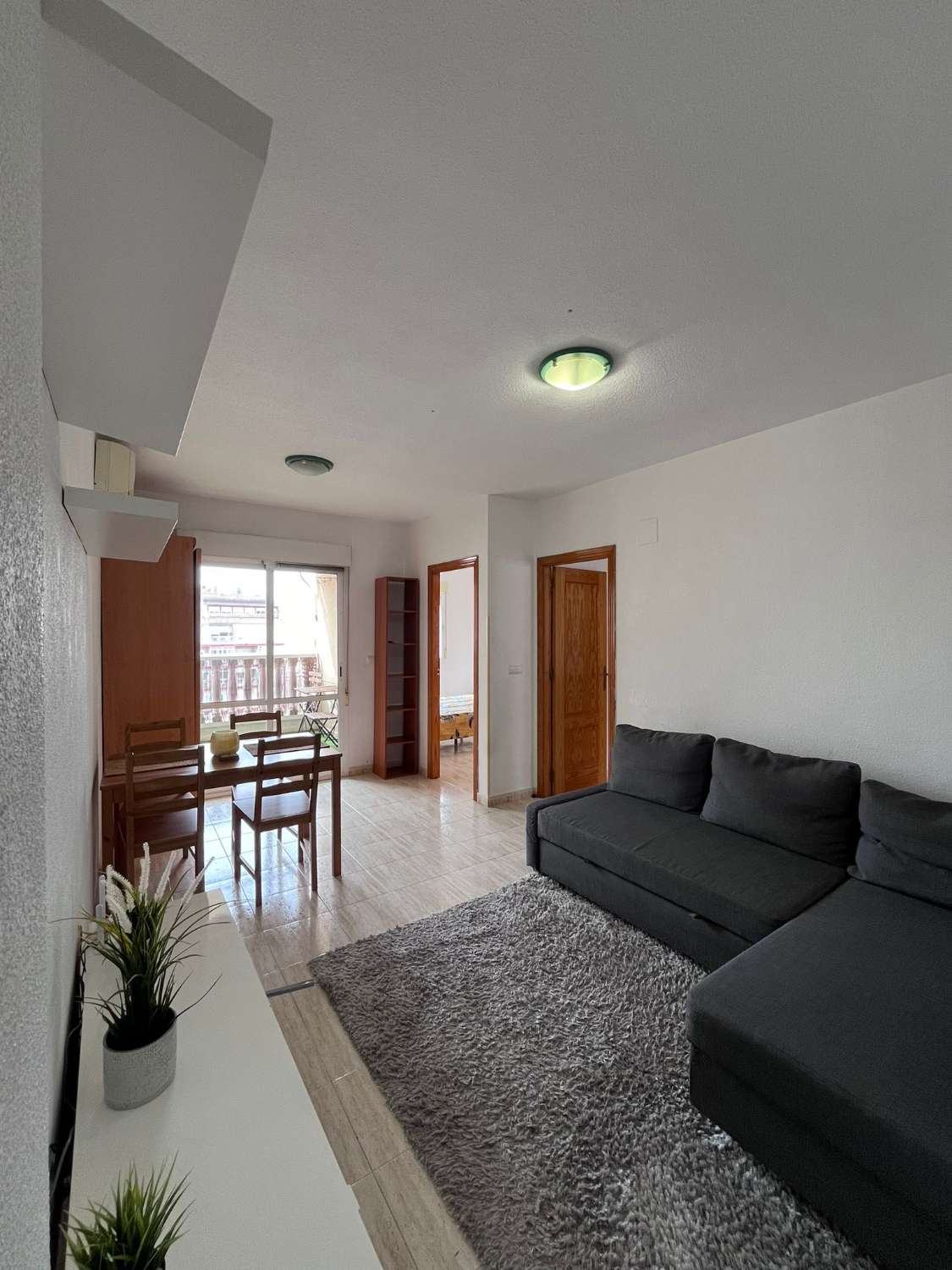 2 bedroom apartment with pool and ready to move into in Torrevieja (Costa Blanca South)