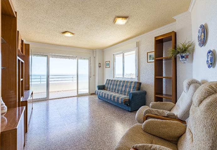 3 bedroom apartment on the seafront in La Mata-Torrevieja (Costa Blanca South)