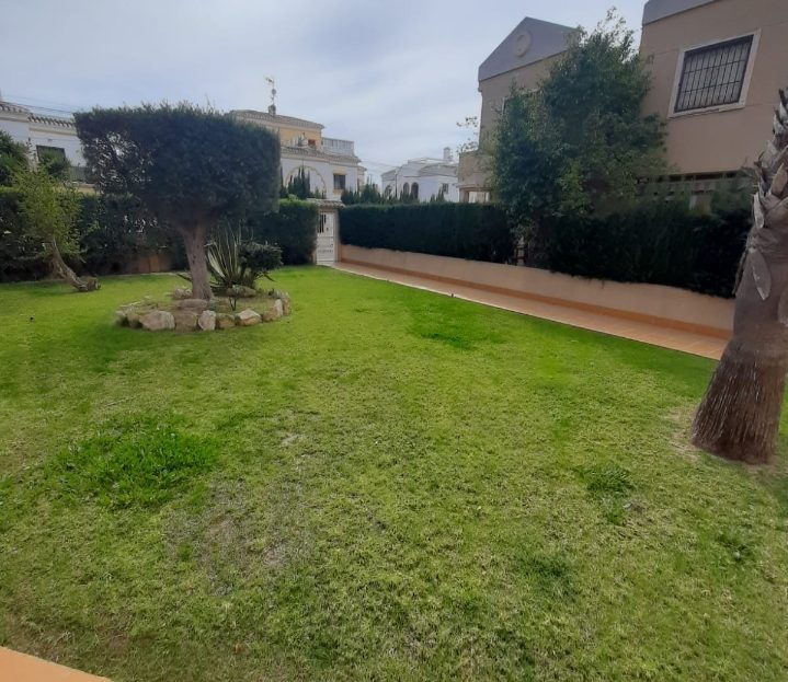 Villa til salg i Torrevieja
