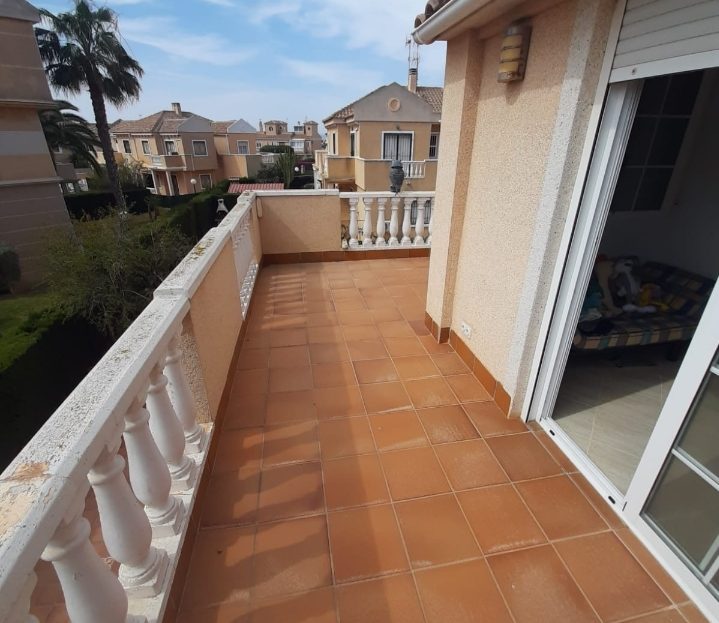 Villa til salg i Torrevieja