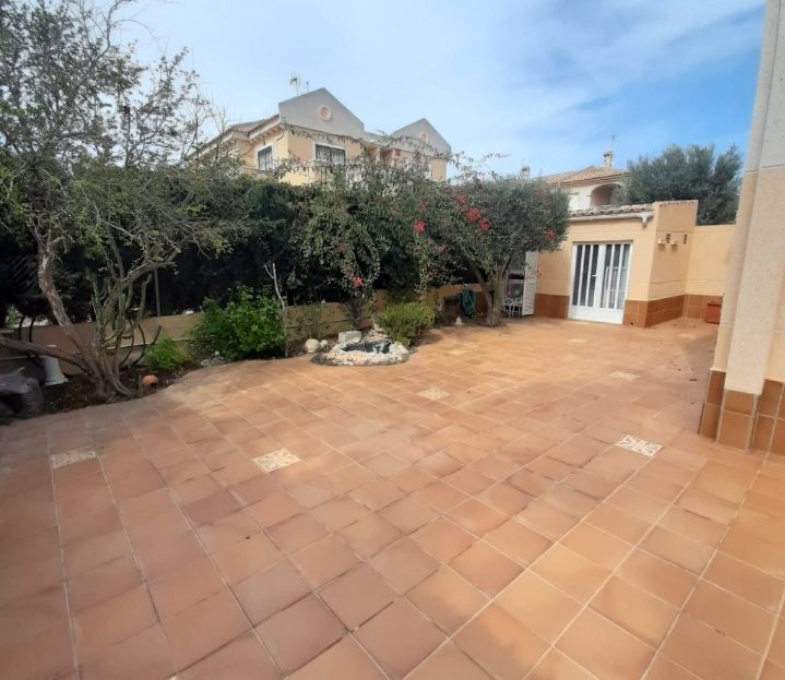 Villa til salg i Torrevieja