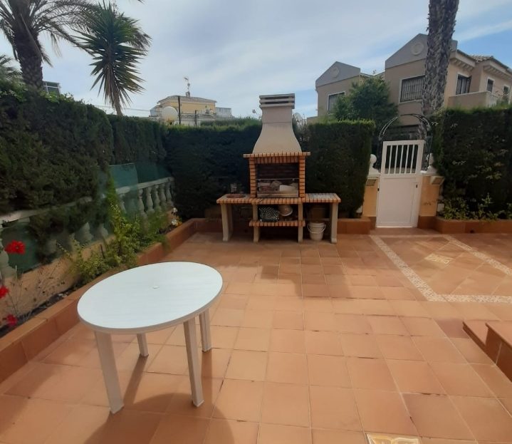 Villa til salg i Torrevieja