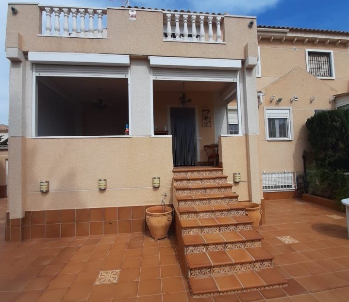 Villa til salg i Torrevieja