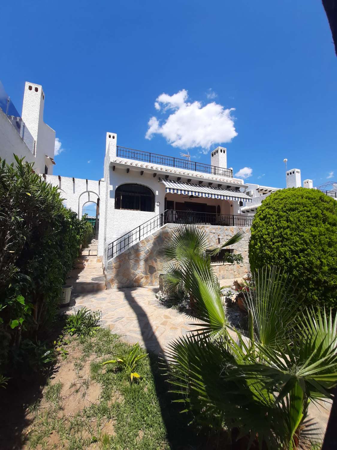 Villa til salg i Playa Flamenca (Orihuela)