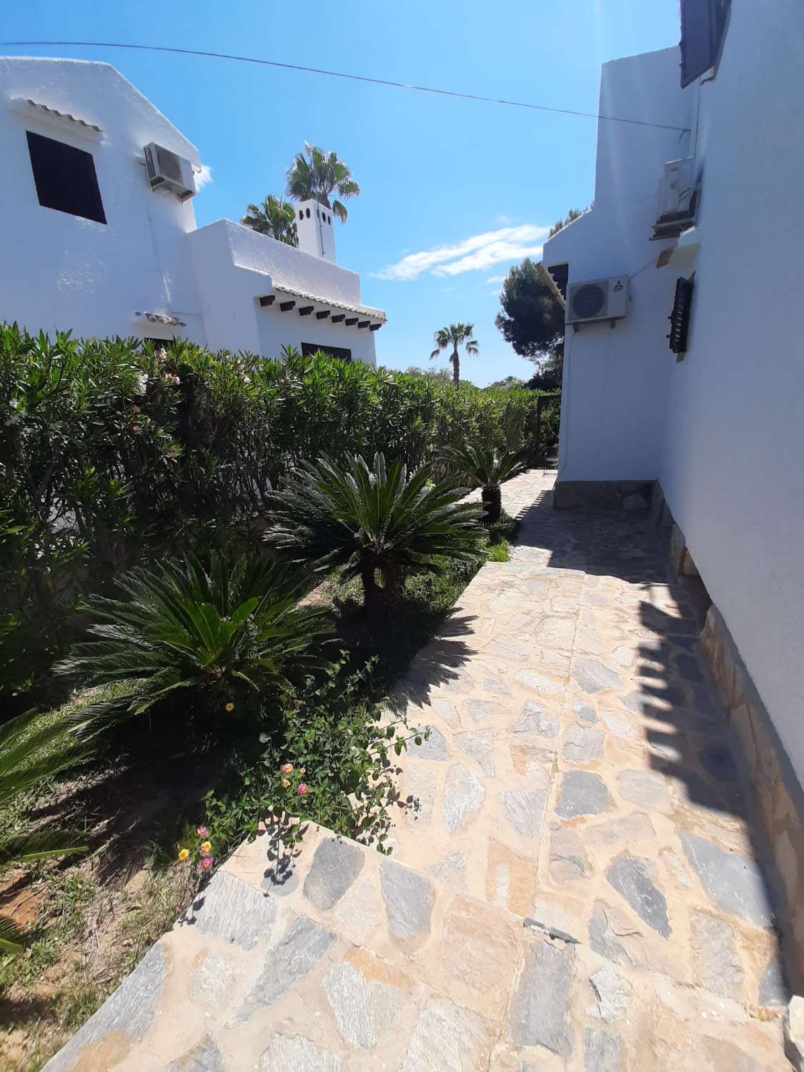Villa til salg i Playa Flamenca (Orihuela)