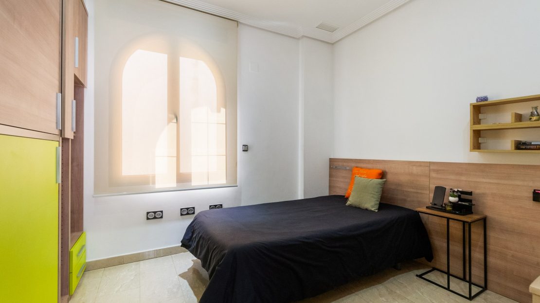 Beeindruckende Villa mit Pool in La Aparecida-Orihuela (Costa Blanca Süd)