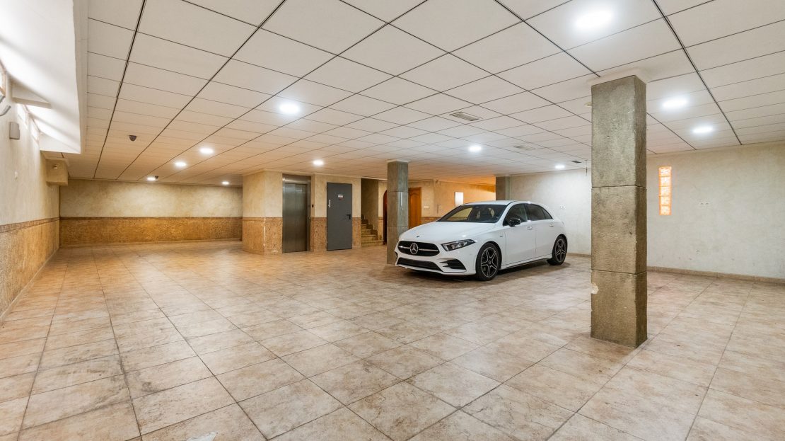 Beeindruckende Villa mit Pool in La Aparecida-Orihuela (Costa Blanca Süd)