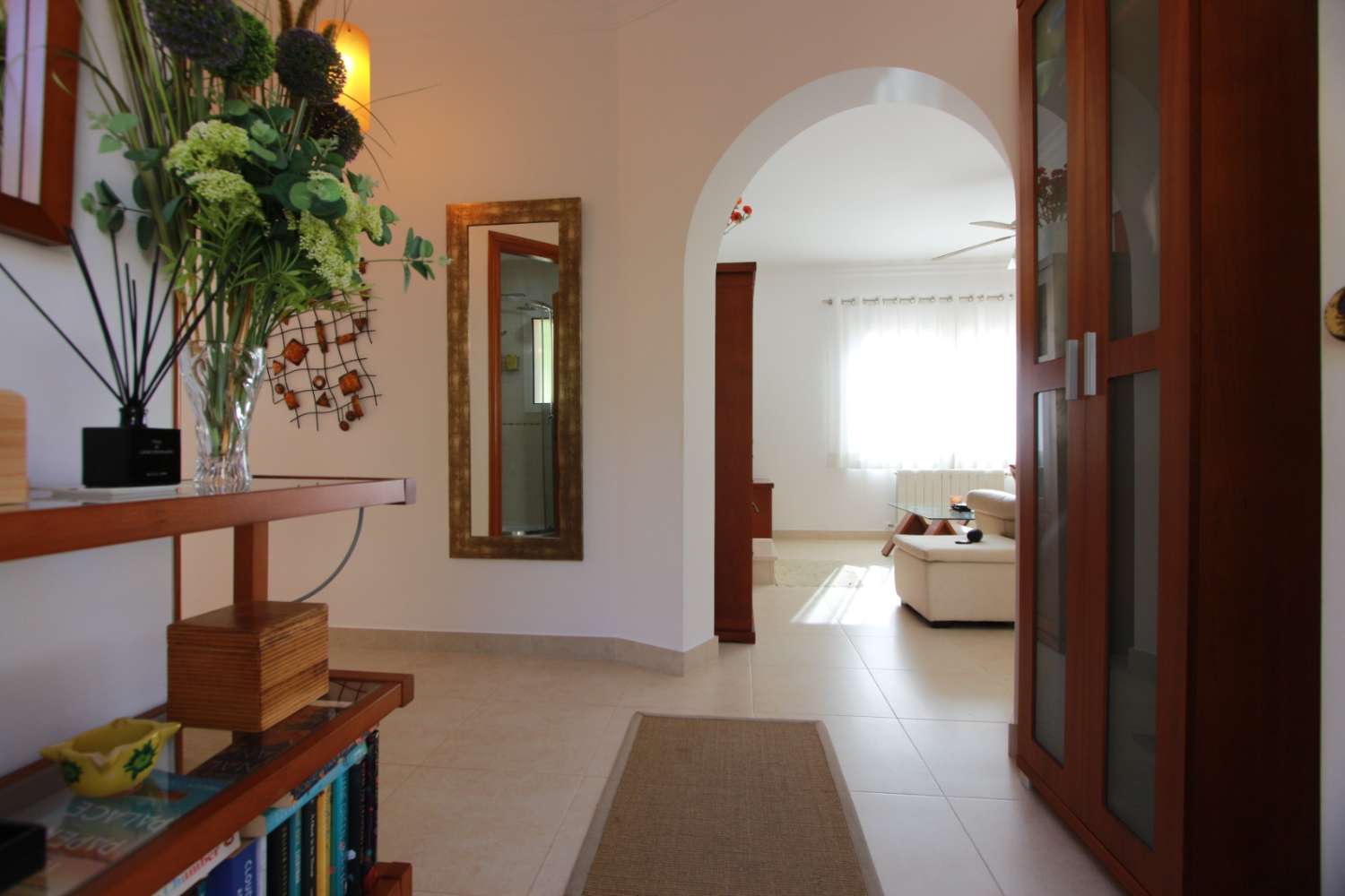 ZU VERKAUFEN IN CALPE, VILLA MIT MEERBLICK