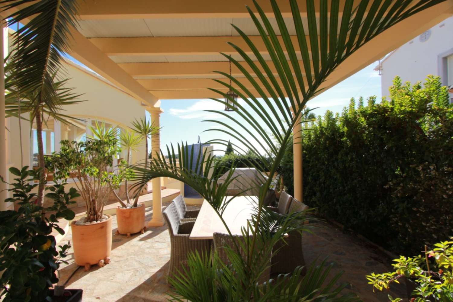 ZU VERKAUFEN IN CALPE, VILLA MIT MEERBLICK